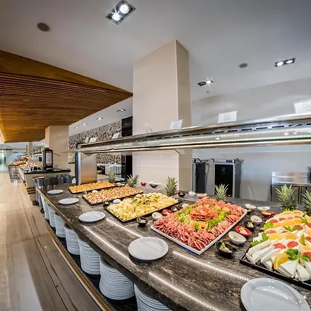 Prestige Sands 아파트 써니비치